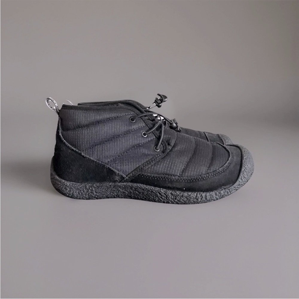KEEN Women's Howser II Chukka Boot Black 9.5